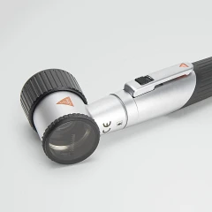 Dermatoskop HEINE mini 3000 LED, kpl. z główką optyczną, płytką kontaktową gładką, rękojeścią bateryjną 2,5V, , zestaw w miękkim etui